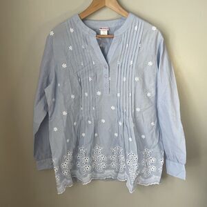 American Sweetheart NWT Tunic Women Size Large Floral‎ Embroidered V Neck Blue